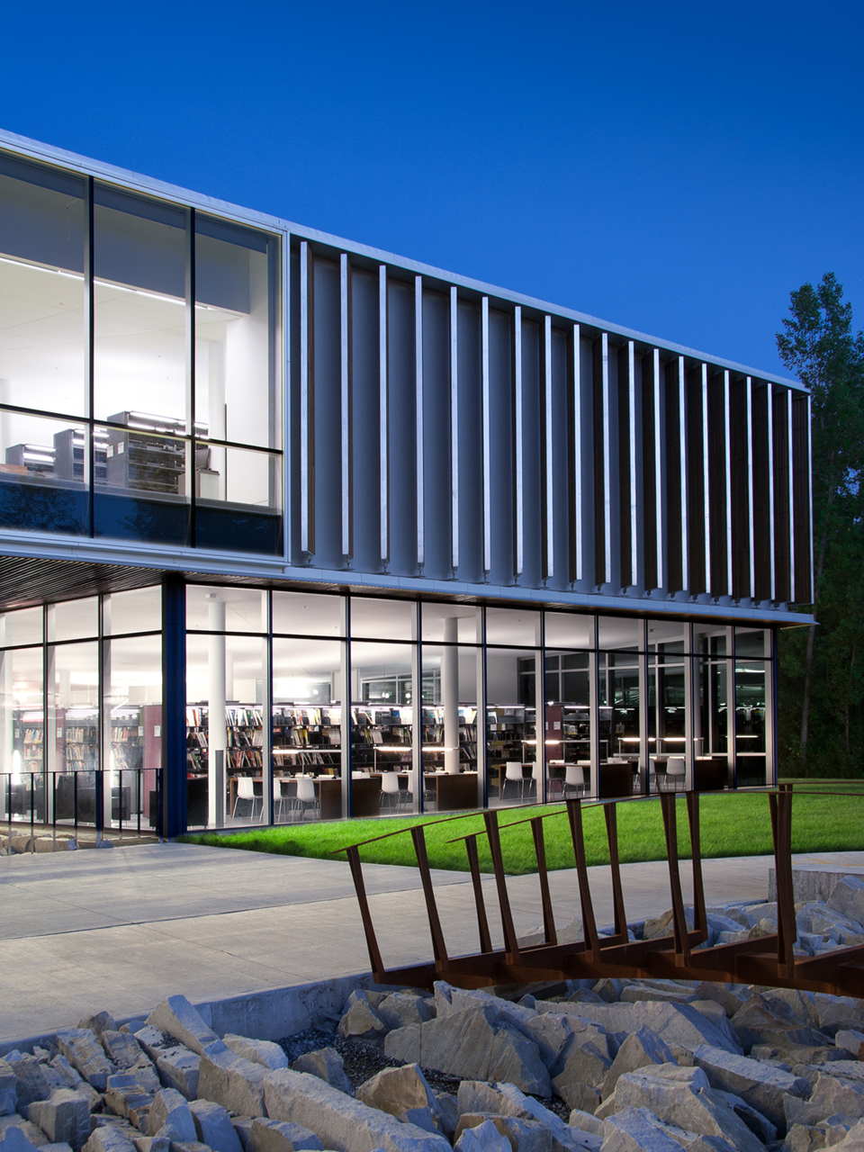 Bibliothèque Raymond-Lévesque - Saint-Hubert