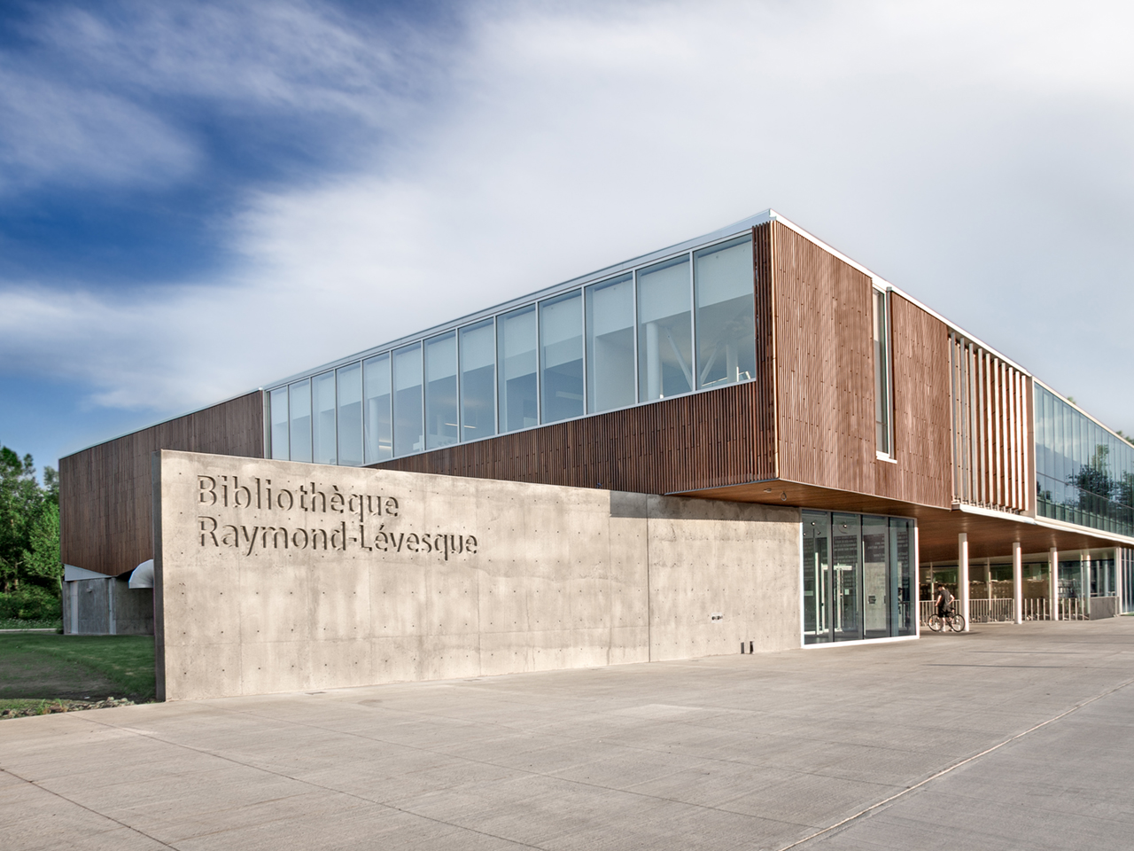 Bibliothèque Raymond-Lévesque - Saint-Hubert